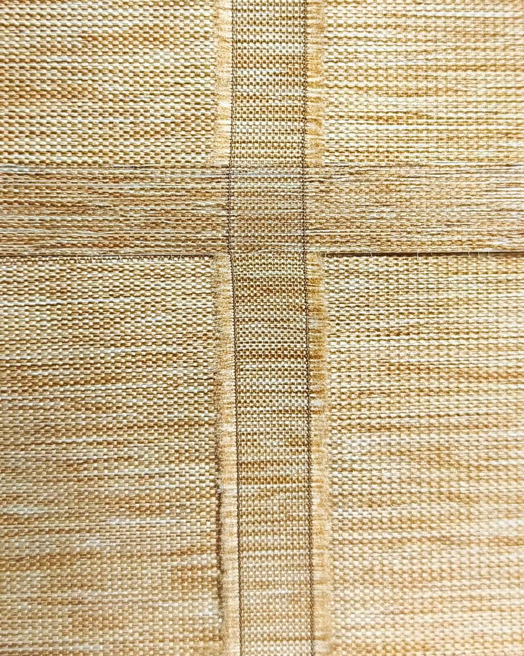 Trilay roll blind 25